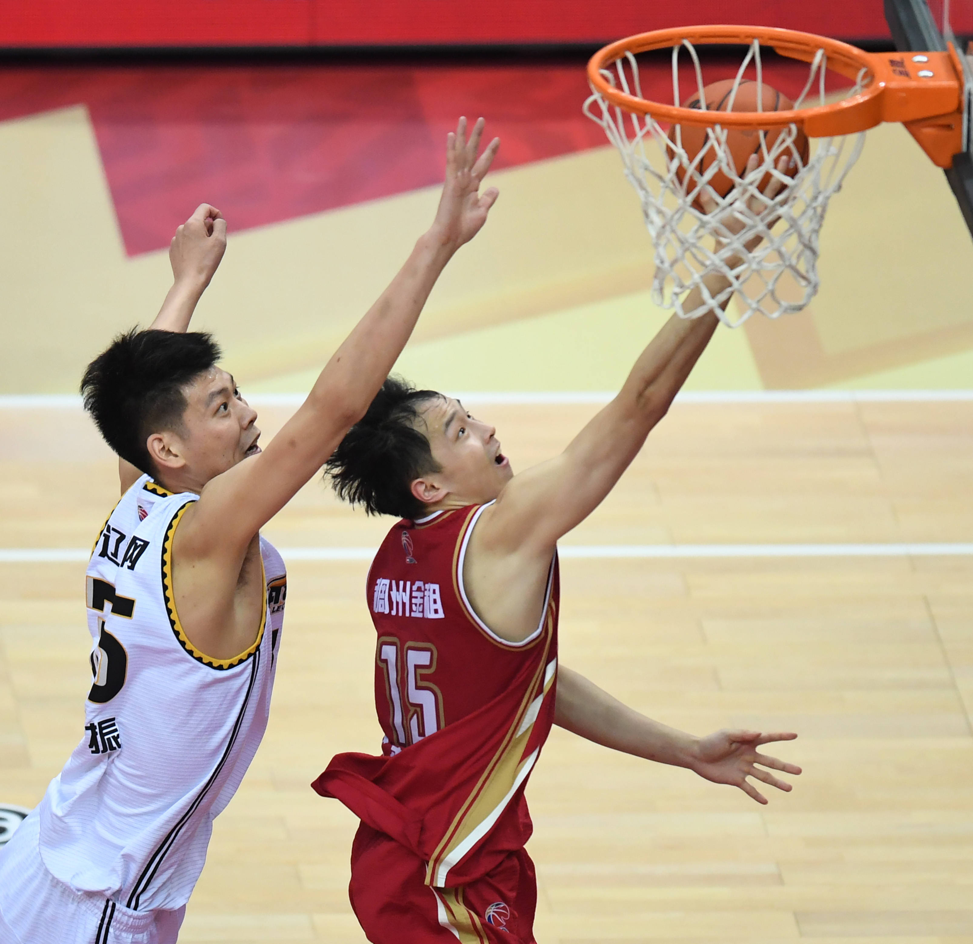 开云体育官网 -浙江队迎CBA季后赛关键赛，冲刺阶段状态回暖，压力陡增，控场能力受关注的简单介绍