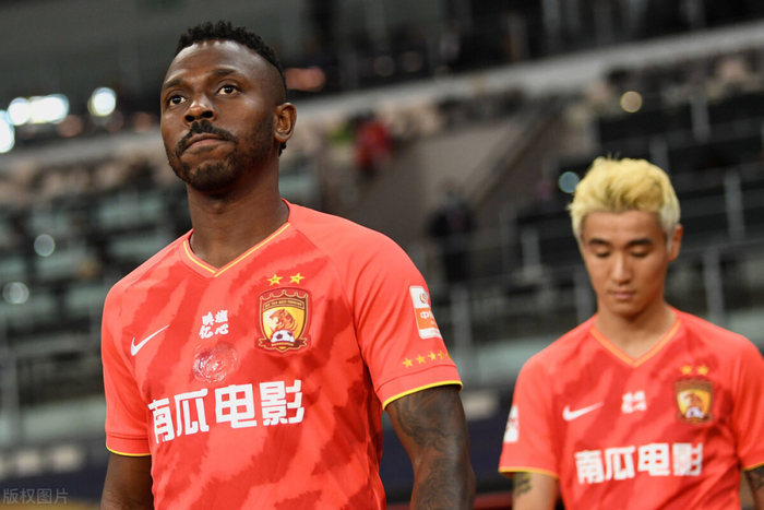 包含中超倒计时,休斯敦火箭今晨复出首秀,细节引发关注,更衣室稳定,身体对抗强度拉满的词条 包含中超倒计时,休斯敦火箭今晨复出首秀,细节引发关注,更衣室稳定,身体对抗强度拉满的词条