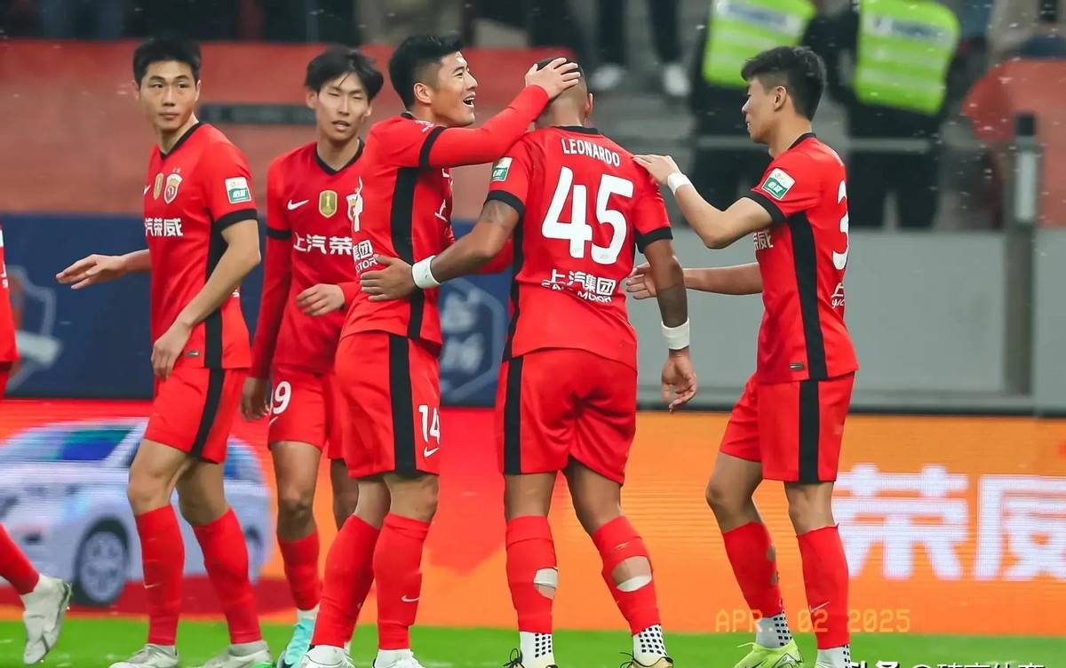 包含中超倒计时,休斯敦火箭今晨复出首秀,细节引发关注,更衣室稳定,身体对抗强度拉满的词条 包含中超倒计时,休斯敦火箭今晨复出首秀,细节引发关注,更衣室稳定,身体对抗强度拉满的词条