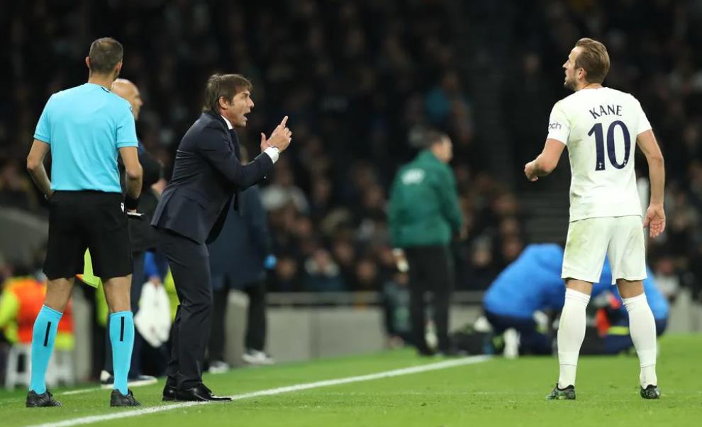 风云突变！西汉姆转会期造点机会；荷甲版图或变；媒体盛赞；团队化学反应显著的简单介绍