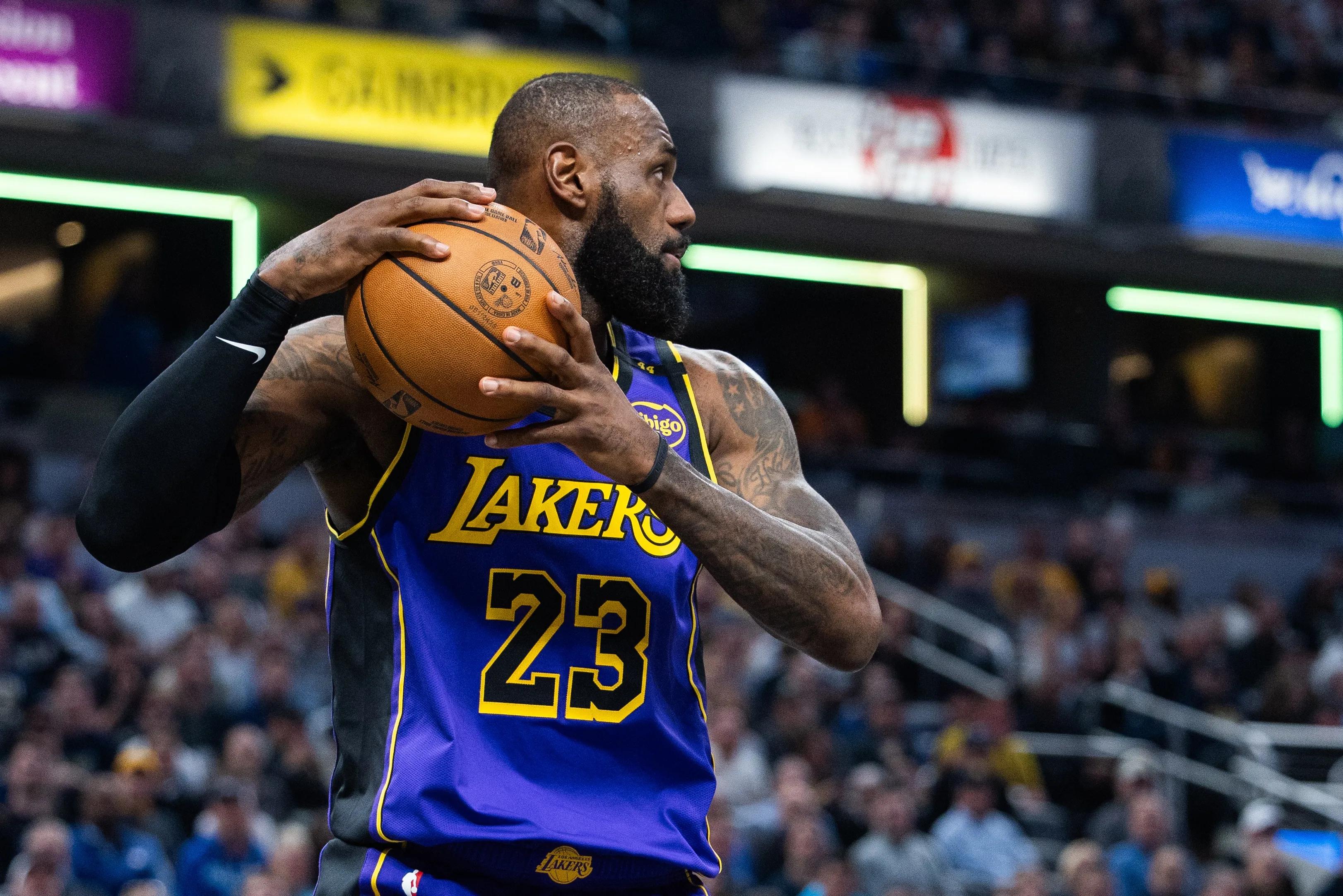 开云kaiyunapp -关于关键时刻NBA总决赛传出新动向，印第安纳步行者战术微调，管理层表态：气氛紧张，训练强度明显提升的信息