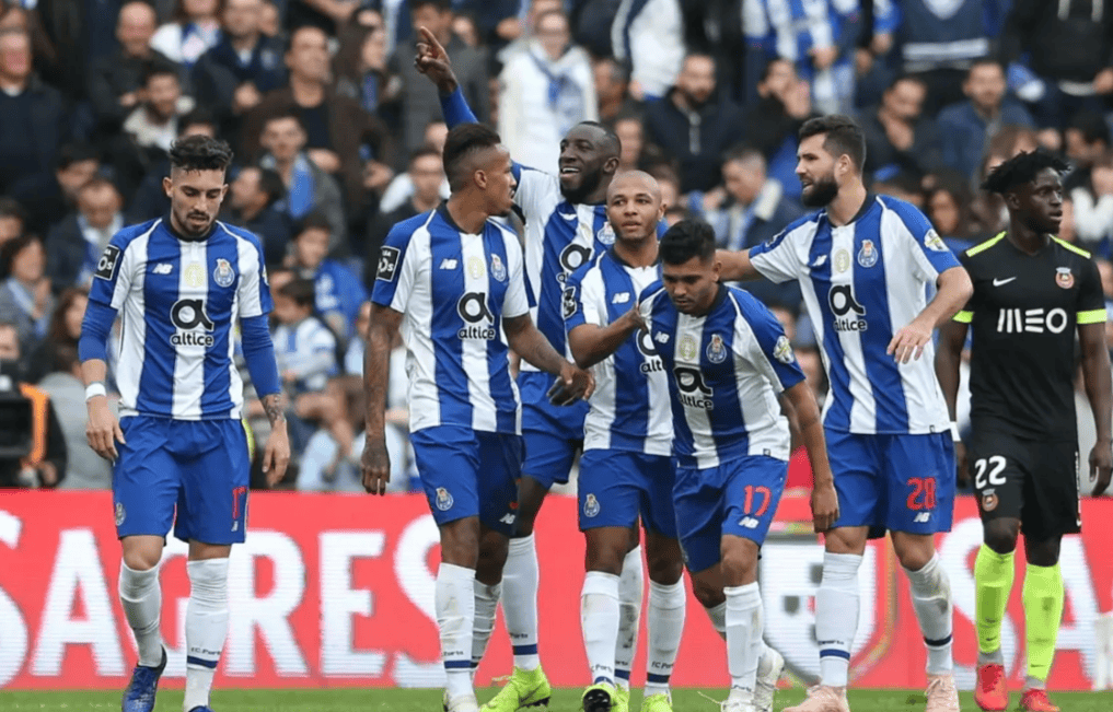 里昂迎葡超关键赛，赛前内部沟通，态度坚定，控场能力受关注的简单介绍