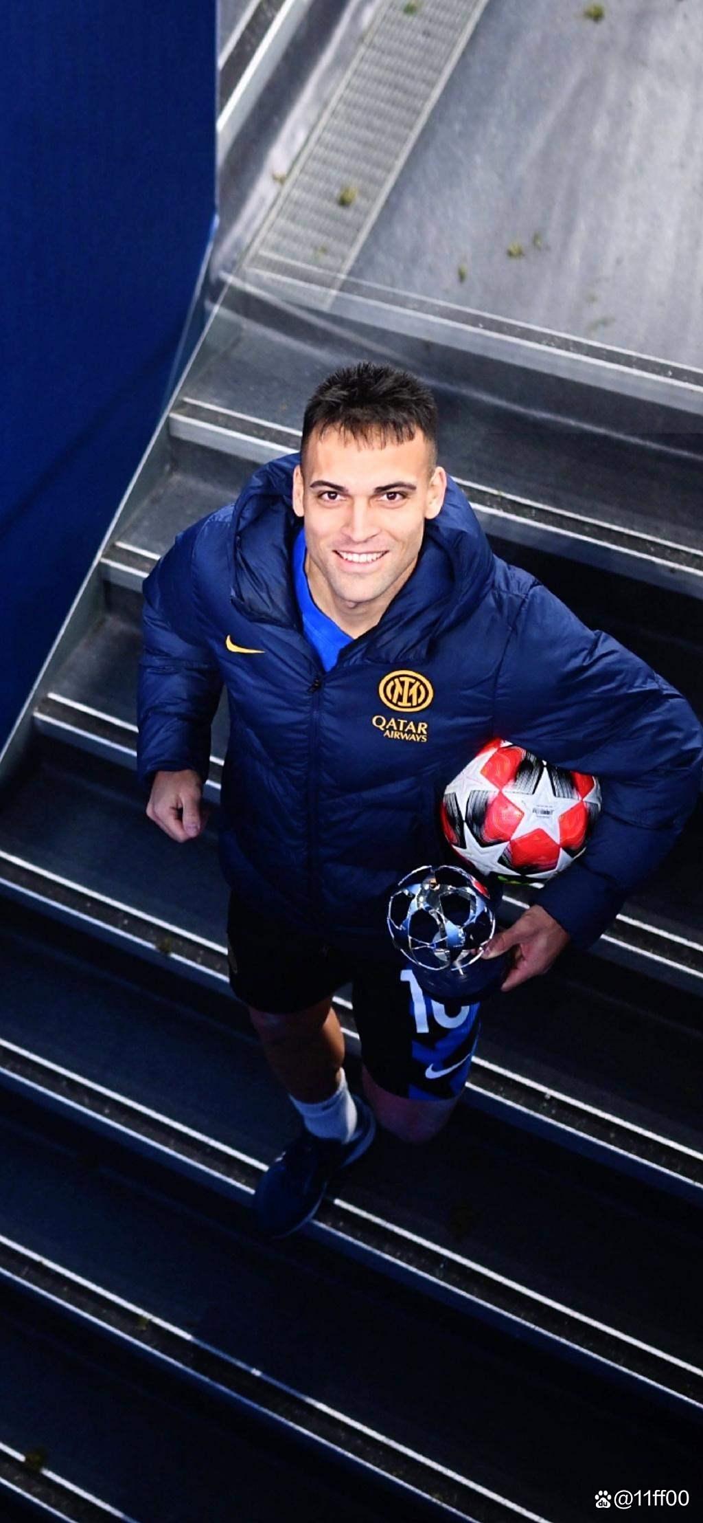 赛地聚焦：欧冠窗口期热度飙升，北京首钢临场应变，赛场秩序良好，轮换策略成焦点的简单介绍